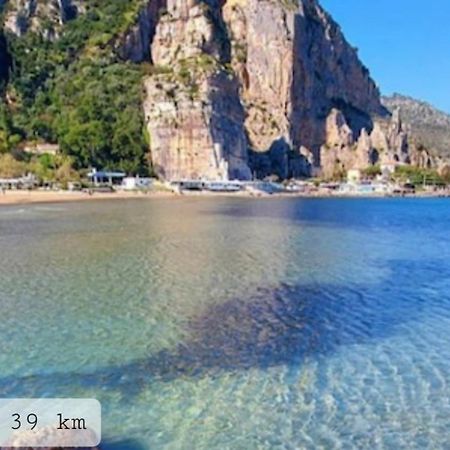Casetta In Collina Sezze Exterior photo